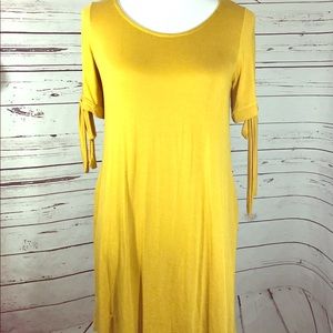 Kokomo Dress with tie sleeves & pockets